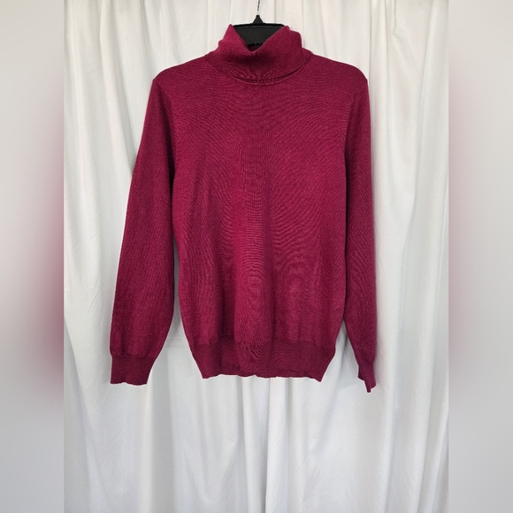 Madison Grey Elegant Women's Burgundy/Wine Turtleneck Sweater Size L - Picture 1 of 7